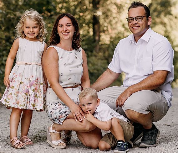 Wir, Ihre Vermieter: Christa & Andreas mit Magdalena und Felix